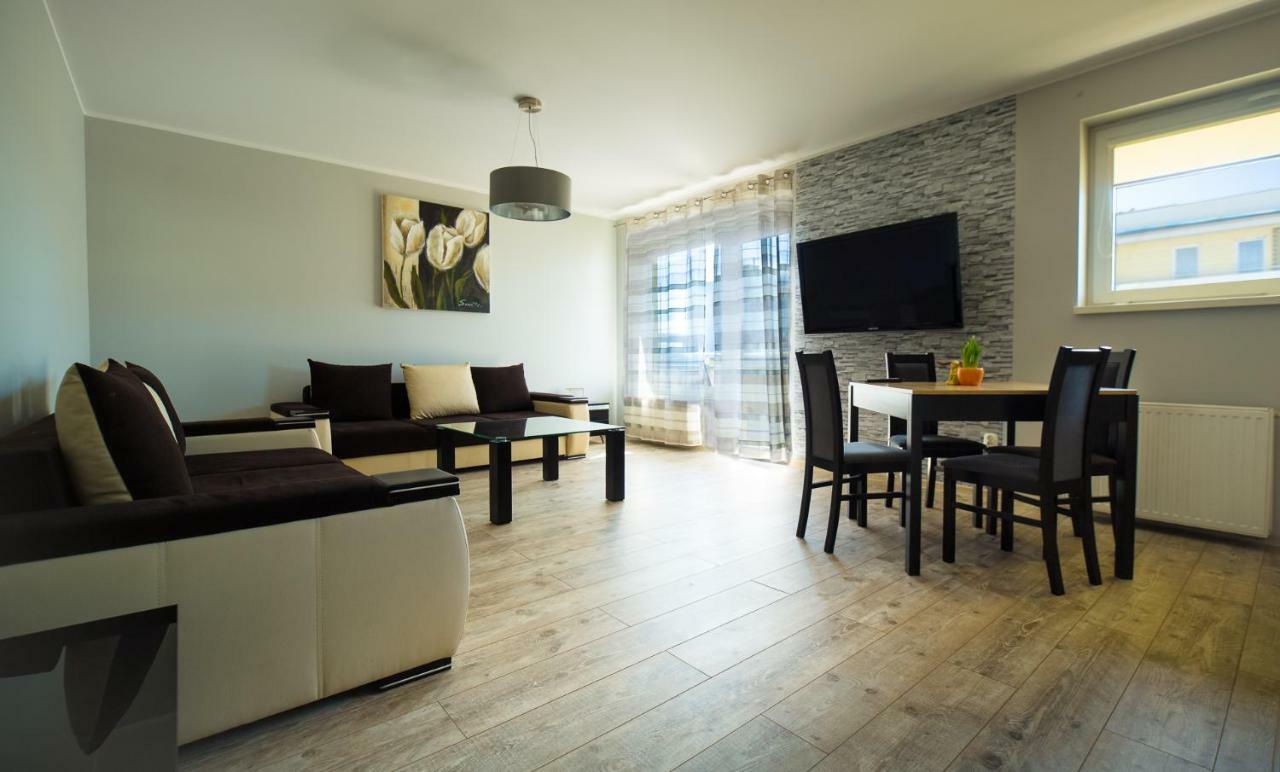 Apartamenty Pila Luaran gambar