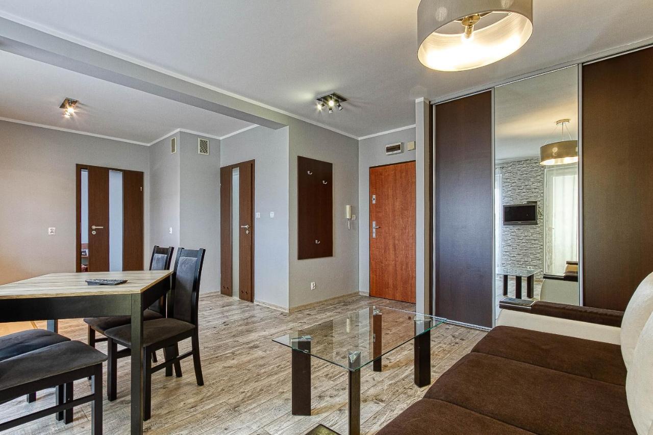 Apartamenty Pila Luaran gambar